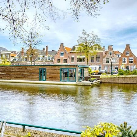 Beautiful Houseboat In The Centre Of Leiden Exterior photo