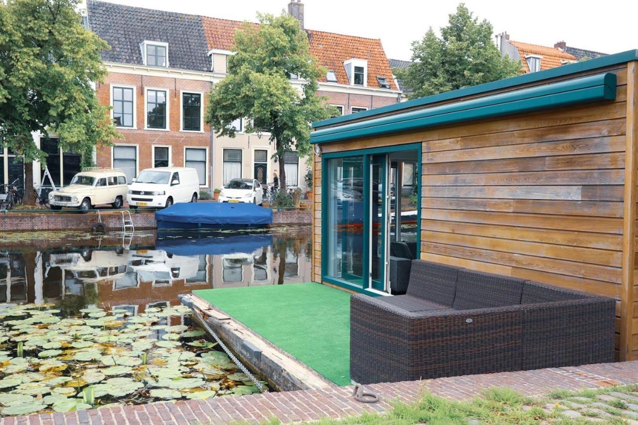Beautiful Houseboat In The Centre Of Leiden Exterior photo