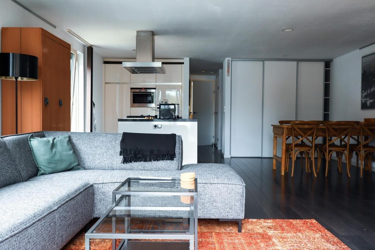 Beautiful Houseboat In The Centre Of Leiden Exterior photo